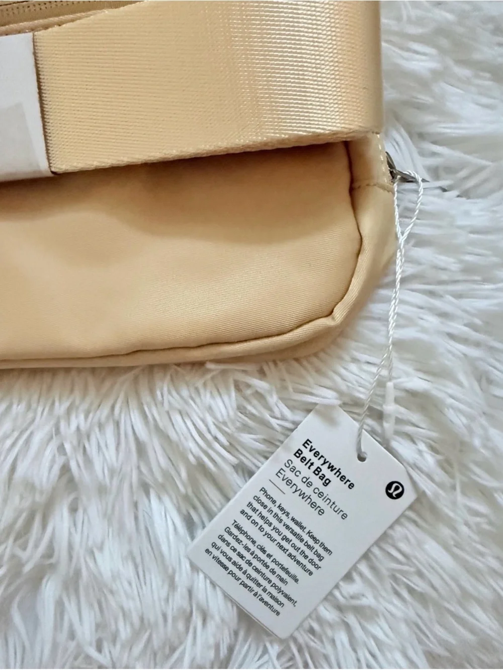 Lululemon Everywhere Belt Bag